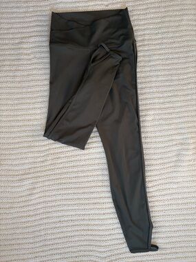 Nike High-Waist Black Active Leggings